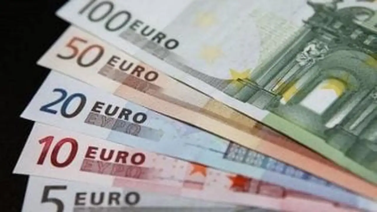 بنوك مصر تبدأ تعاملاتها.. سعر اليورو اليوم أمام الجنيه في ختام تداولات الاثنين